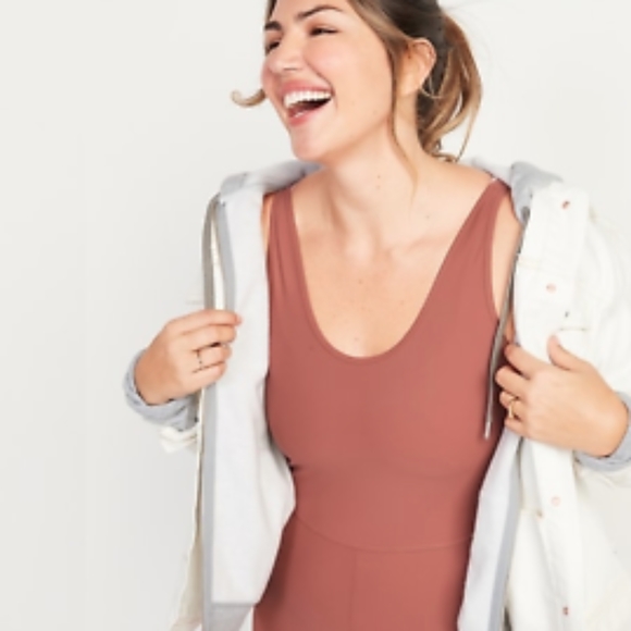 BNWT Old Navy Cedarwood Sienna Powersoft Bodysuit - Picture 2 of 7